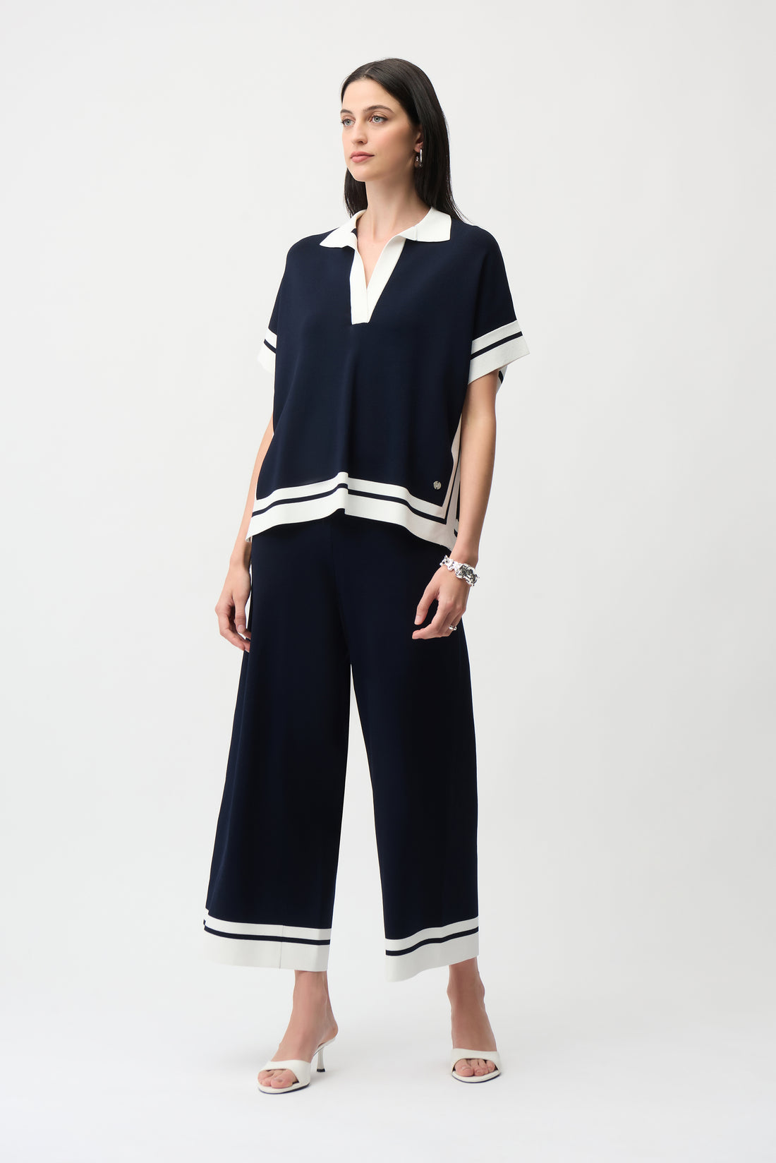 Mid-rise Wide-leg Trousers